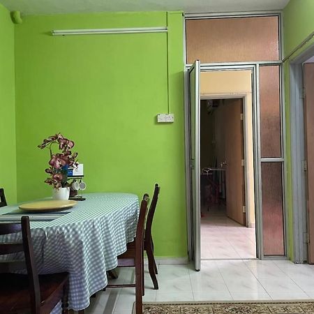 Homestaymuslim Di 틀룩인탄 외부 사진