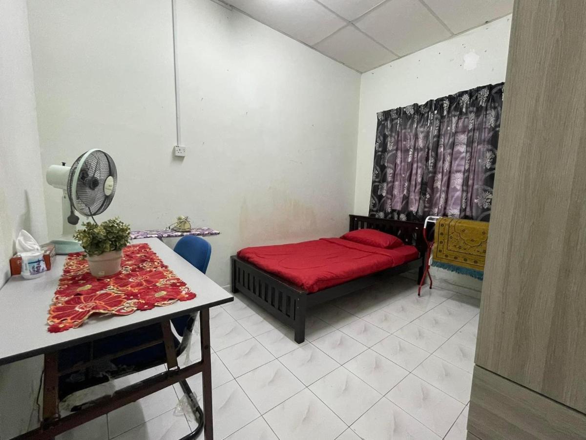 Homestaymuslim Di 틀룩인탄 외부 사진