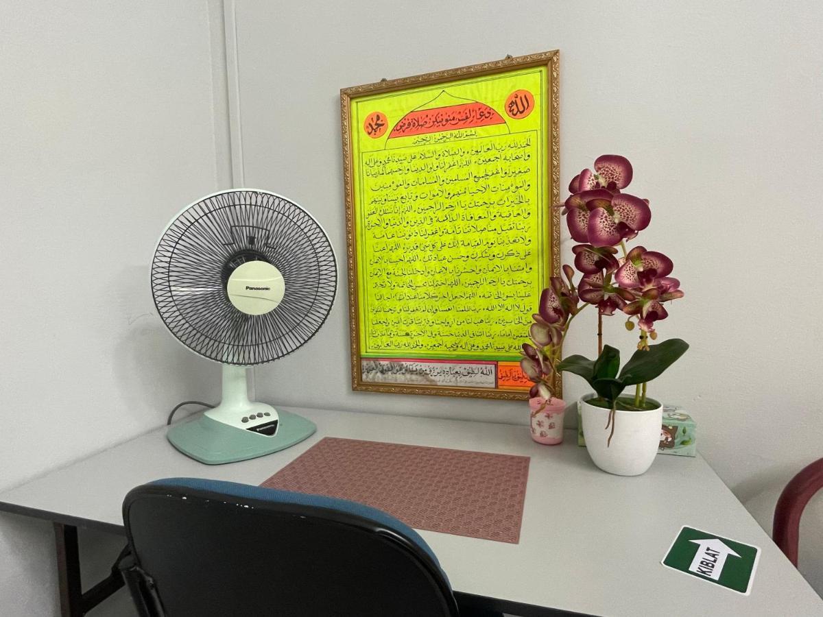 Homestaymuslim Di 틀룩인탄 외부 사진